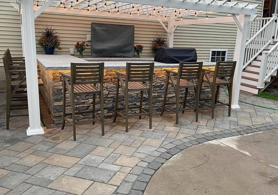 Bring The Party With Your Own Outdoor Kitchen Bar